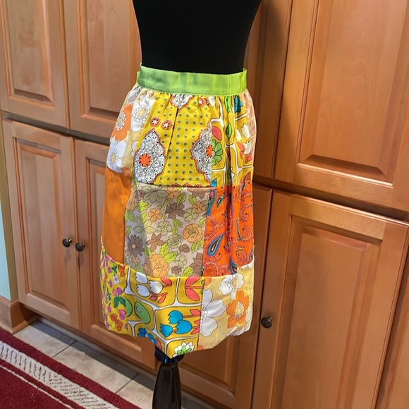 Vintage Vibe Gisella Heinemann Wrap Around Skirt NWT - Picture 3 of 14